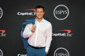 A few minutes into the the bachelor's finale tuesday night, i finally realized what this season reminded me of. Colton Underwood On Gma Comes Out As Gay Former Bachelor Speaks