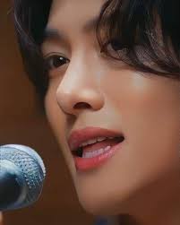 Good morning! The most beautiful and charming actor! 💖💖💖