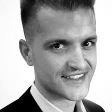 Hayley Weeks's Instagram, Twitter & Facebook