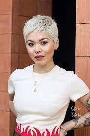 34 Easy But Chic Asian Hairstyles 2021 For Modern And Fashionable Ladies Asian Hair Pixie Haircut Haircut For Older Women