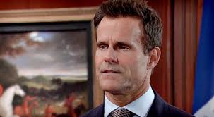 Lifeguard's slow reaction to character's fall in General Hospital