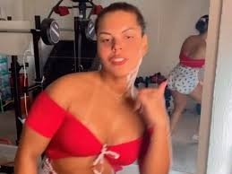 Após sofrer AVC, Mulher Jaca faz alerta: Cuidado com uso de remédios -  Portal Leo Dias