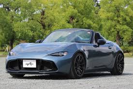Not a track car, why have any of the stuff? Mazda Mx 5 Gets Aston Martin Makeover With Simple Body Kit Carbuzz
