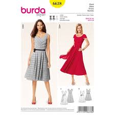 Et ça, chez missguided, on sait faire, alors on vous présente les robes de soirée femme les plus classes du moment. Patron Burda 6638 Robe De Soiree Jupe Ample Et Decollete Dans Le Dos