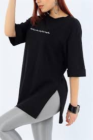 37998 Turkiye Nin En Hesapli Bayan Giyim Sitesi Modamizbir Com 2020 Giyim Siyah Tisort