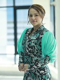 Elly mazlein is an actress, known for awan dania: Elly Mazlein Hangat Bercinta Buletin Malaysia