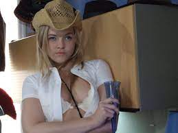 To view this video please enable javascript, and consider upgrading to a web browser that supports html5 video. Bloodlust Zombies Dvd Region 1 Ntsc Us Import Amazon De Dvd Blu Ray