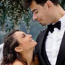 Il mio migliore amico @afrojack mi ha chiesto di sposarlo 2 giorni fa … è la persona più dolce e buona che abbia mai incontrato in vita mia. Tremezzina Le Nozze Di Elettra Lamborghini L Arrivo Della Sposa Video Cronaca Ossuccio