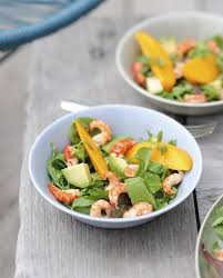 Salade De Pousses Aux Ecrevisses Pour 10 Personnes Recettes Elle A Table Recette Recette Legume Facile Recette Avocat Recette De Houmous