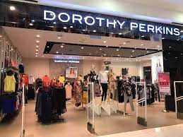 Miss selfridge unveiled in 1966 within selfridges on london's oxford street, the brand quickly became renowned for capturing the latest trends. Dorothy Perkins Miss Selfridge Up Vivacity Megamall Facebook