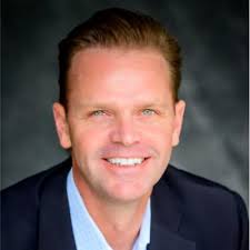 I was honored to present the inaugural Gary Cowger Legacy Award to Lisa  Beck and Mari Pine at the American Cancer Society Discovery Ball in Detroit  yesterday. The award, named for my