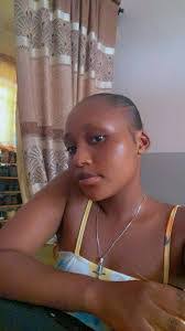 Vivian Moses's Instagram, Twitter & Facebook