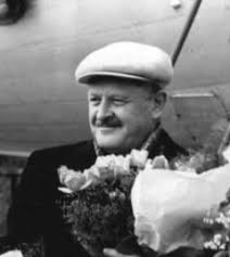 Romantik komünist ve romantik devrimci olarak tanımlanır. Nazim Hikmet Wikipedia