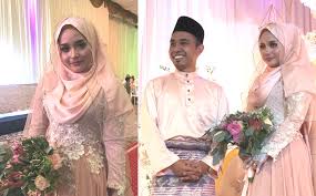 Dalam pada itu, hafiz memberitahu dia tidak lagi berhubung dengan joy refva selepas bercerai dan memilih untuk mengelak bertemu bekas isterinya. Bakal Isteri Hafiz Hamidun Joy Revfa Tak Kecil Hati Status Ibu Tunggal Dipersoalkan Gempak
