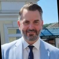 Cam Luu Email & Phone Number