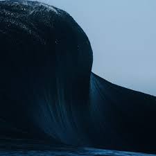 Deep water culture is one of the simplest ways to get into growing plants hydroponically, but it sounds very confusing and complex. Deep Water Swell Thalassophobia