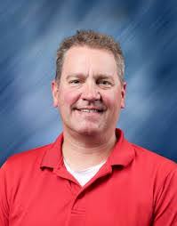 Evelyn Clausen's Instagram, Twitter & Facebook