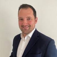 Daniel Collings's Instagram, Twitter & Facebook