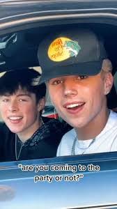 Camille Tabor's Instagram, Twitter & Facebook