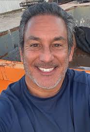 Bricklayer moving to Florida for work and travel?