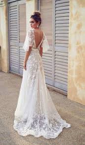 Sophisticated Wedding Gowns For The Demanding Women Every Bride Deserves To Look Her Finest On Wedding Dresses Lace Applique Wedding Dress A Line Wedding Dress