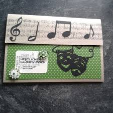 5 ideen, wie sie geschenke jeder form schön verpacken. Verpackung Fur Einen Gutschein Fur Ein Musical Gutschein Basteln Gutschein Verpacken Musical Gutscheine