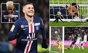 Des supporters sont entrés de force avant le match. Paris Saint Germain 6 1 Saint Etienne Icardi Neymar And Mbappe On Target Against 10 Man Visitors Daily Mail Online
