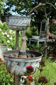 Ich Liebe Gartenarbeit Jetzt Super Im Garten An Den Start Gehen Mit Diesen Tollen 12 Selbstmachideen Garten Deko Garten Gestalten Garten