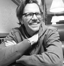 Mora (Acoustic Live)