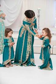 Dorée tablier en mousseline couleur : Zarah Like Our Page Https Www Facebook Com Zarahclothing Caftan Marocain Caftan Robe Marocaine