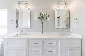 Single lights assume a variety of shapes and forms, from long bars to oversized lanterns. Bathroom Light Fixtures Guide Lightsonline Com Bathroom Lighting Bathroom Light Fixtures Bathroom Decor