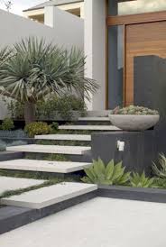 Landscape Gardening Courses Sussex Soon Landscape Gardening Jobs Perth Wa Nor B Gardening Landscape Desi Modern Front Yard Front Yard Design Modern Landscaping