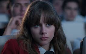 Trailer de Rebelde da Netflix explora pegação, brigas e incêndio; assista  ao vídeo · Notícias da TV