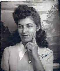 Aileen Mills's Instagram, Twitter & Facebook