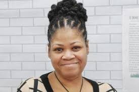 Ramona Abraham's Instagram, Twitter & Facebook