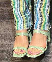 Katy Perry's Feet << wikiFeet