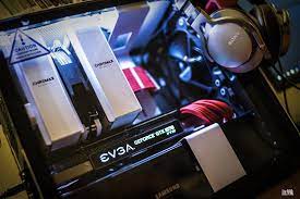 Itx99k S Completed Build Core I9 9900k 3 6 Ghz 8 Core Geforce Gtx 1070 8 Gb Ftw Gaming Acx 3 0 H200i White Black Mini Itx To Mini Itx Gaming Computer Ftw