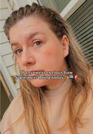 Angela Fechter's Instagram, Twitter & Facebook