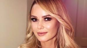 Amanda Sass's Instagram, Twitter & Facebook