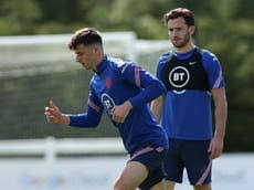 What are the squad numbers for england? Crekds Mm8yykm