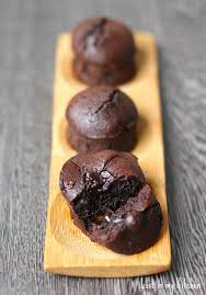 Ideal Pour Accompagner Un Cafe Deguster Avec D Autres Mignardises Des Petits Moel En 2020 Moelleux Au Chocolat Recette Moelleux Chocolat Petits Moelleux Au Chocolat