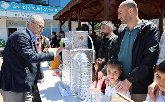 Çocuklar Geri Dönüşümle Mucizeler Yaratıyor: Esenler Örneği