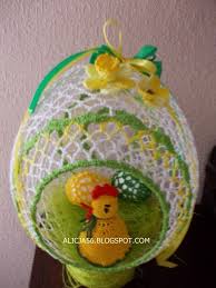Jaja to symbol świąt wielkanocnych. Zaczarowany Swiat Alicji Jajo Szydelkowe Z Otworem Easter Crafts Easter Eggs Diy Easter Diy
