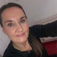 Amanda Pariseau's Instagram, Twitter & Facebook