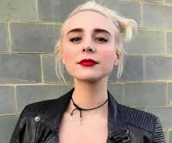 Keep track of your favorite shows and movies, across all your devices. Alessandra Torresani Bio Facts Family Life Of Actress