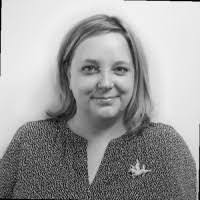 Betsy Caron's Instagram, Twitter & Facebook