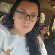 What horse breed is suitable for a 19-year-old beginner rider in Wisconsin?