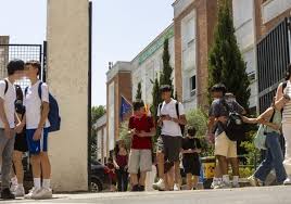 @Steezytours video Tweet