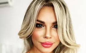 Unde a dispărut alina laufer, regina operaţiilor estetice. SoÈ›ie De Milionar Alina Laufer NaÈ™te Gemenii La O Maternitate De Stat Prefer SÄƒ Nu Mi Asum Riscuri Galerie Foto Stiri Vedete Si Evenimente Viva Ro