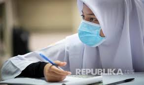 Check spelling or type a new query. Viral Cerpen Republika Online